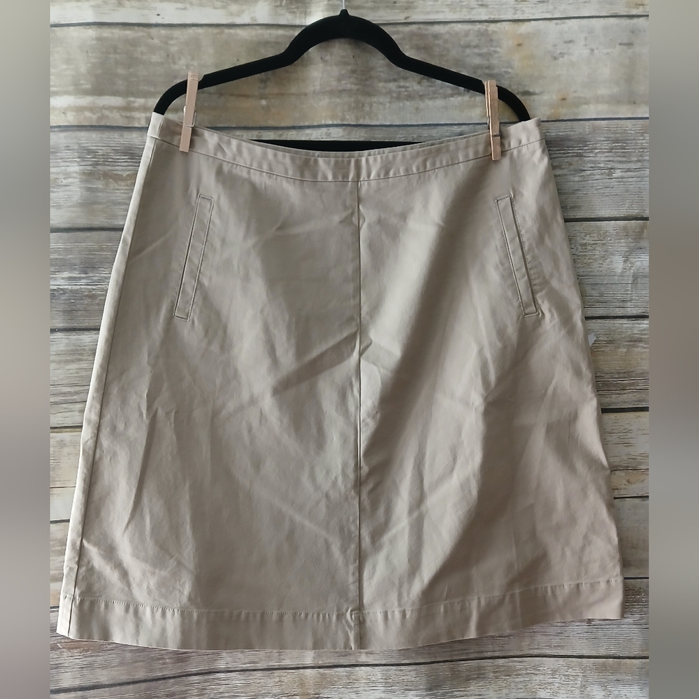 Boden Women's A-Line Skirt in Tan